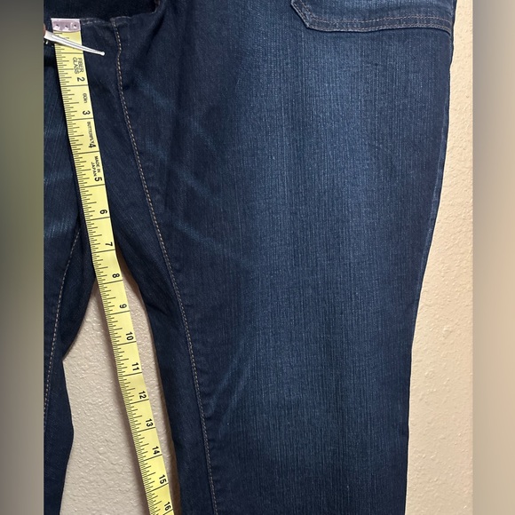 Torrid Blue Ankle Cropped Jeans Classic Denim - Picture 10 of 10